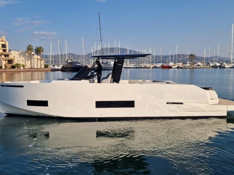 Huur Jacht met of zonder schipper DE ANTONIO Yachts in Port Grimaud