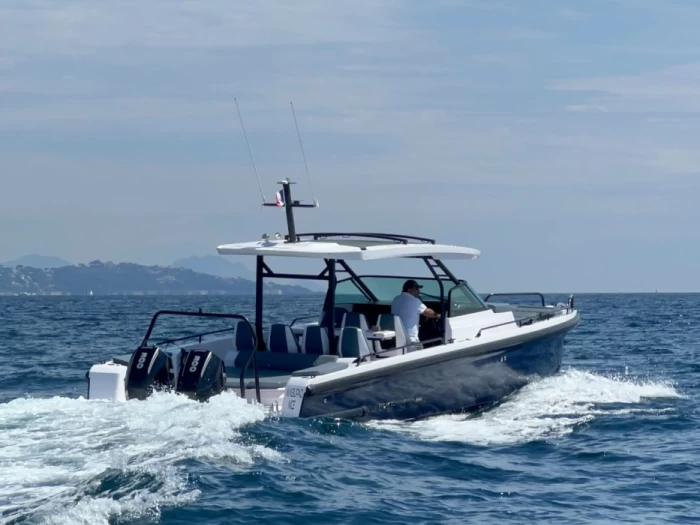 Jachthuur in Port Grimaud - Axopar Axopar 37 Sun-Top via SamBoat