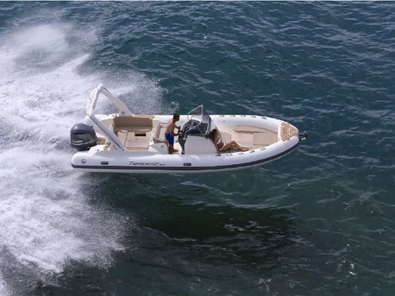 Verhuur RIB in Hyères - Capelli Tempest 800 Sun