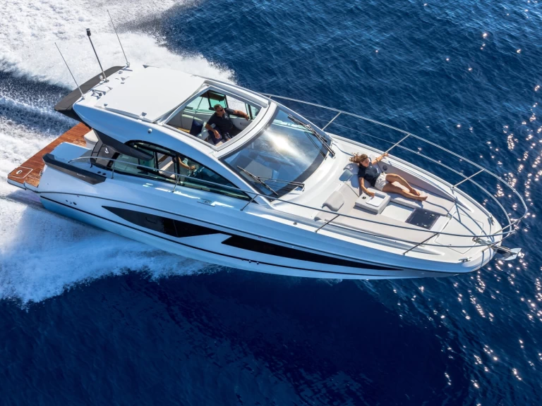 Huur een Bénéteau Gran Turismo 36 in Cogolin