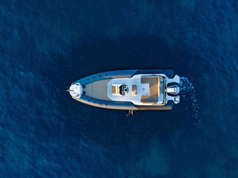 RIB te huur in Porto Pollo voor de beste prijs