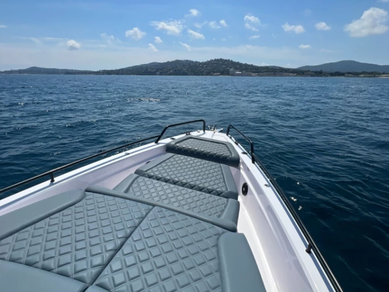 Jacht te huur in Port Grimaud voor de beste prijs