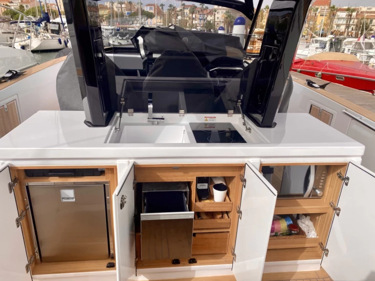 Jachthuur in Cogolin - Pardo Yachts Pardo 38 via SamBoat