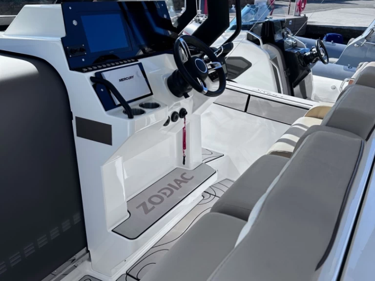 Bootverhuur Cogolin goedkoop X10CC