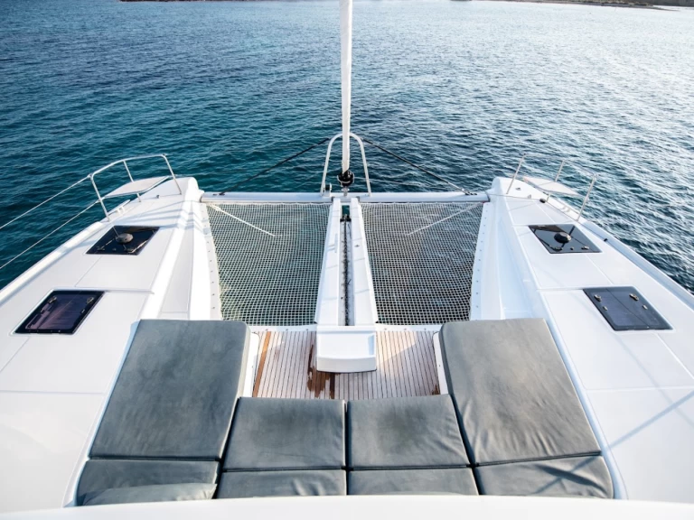 Verhuur Catamaran Lagoon met vaarbewijs