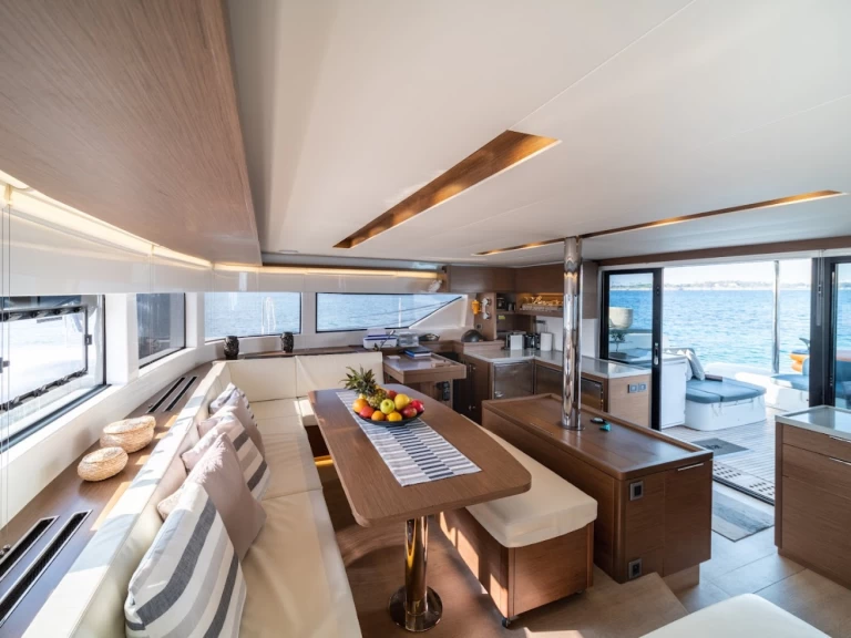 Lagoon Lagoon 50 te huur van particulier of professional in Athene