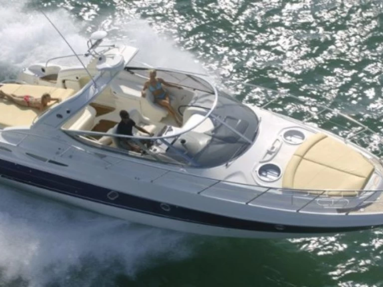 Bootverhuur Cranchi Endurance 39 in Saint-Raphaël via SamBoat