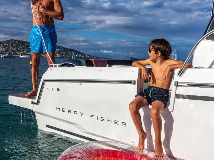 Jeanneau Merry fisher 795 S2 te huur van particulier of professional in Saint-Raphaël