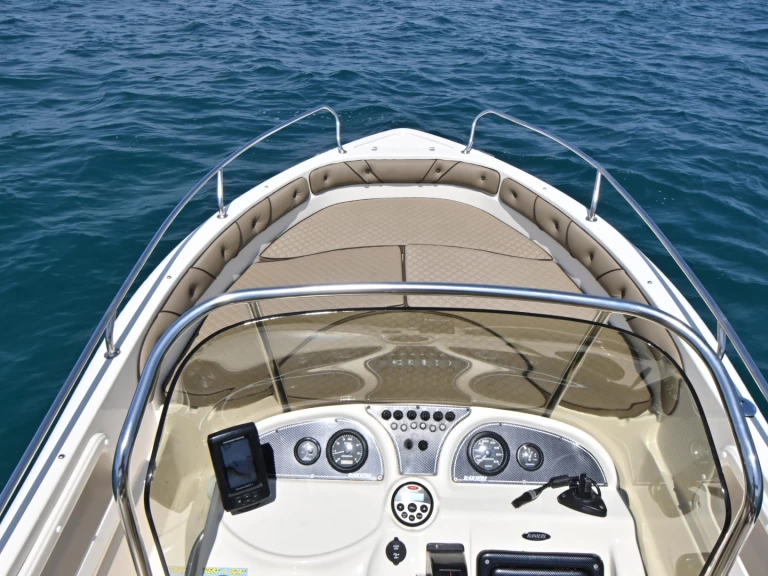 Verhuur Motorboot in Funtana-Fontane - Ranieri Voyager 640