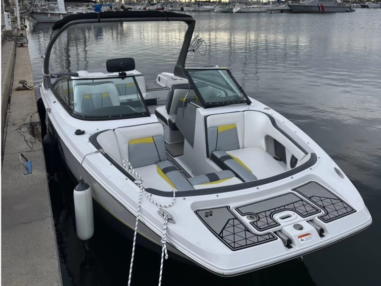 Huur een Four Winns TS 222 in Gruissan