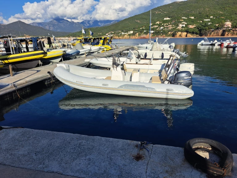 Bootverhuur Capelli Tempest 605 in La Ciotat via SamBoat