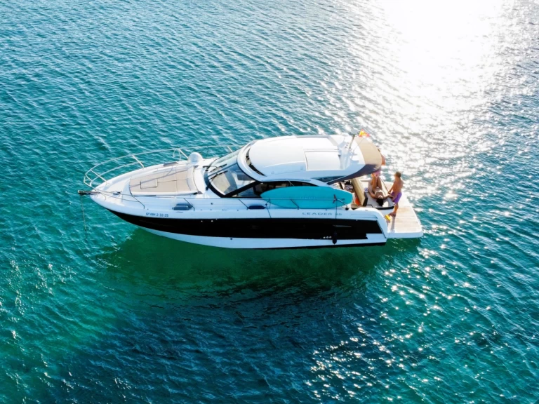 Motorboot te huur in Fornells voor de beste prijs