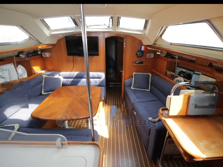 Huur een Hunter Hunter 41 DS in Palermo