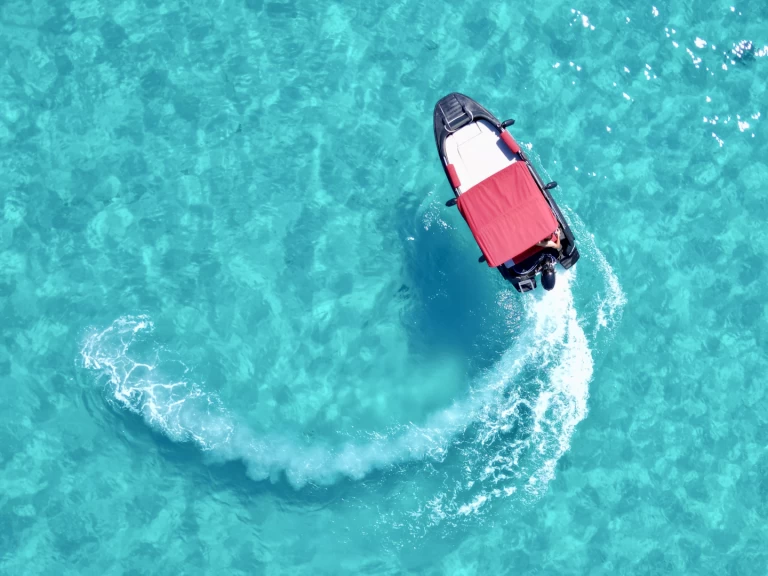 Motorboot te huur in Golfe-Juan voor de beste prijs