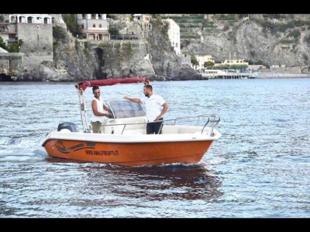 Huur Motorboot met of zonder schipper Terminal Boat in Amalfi