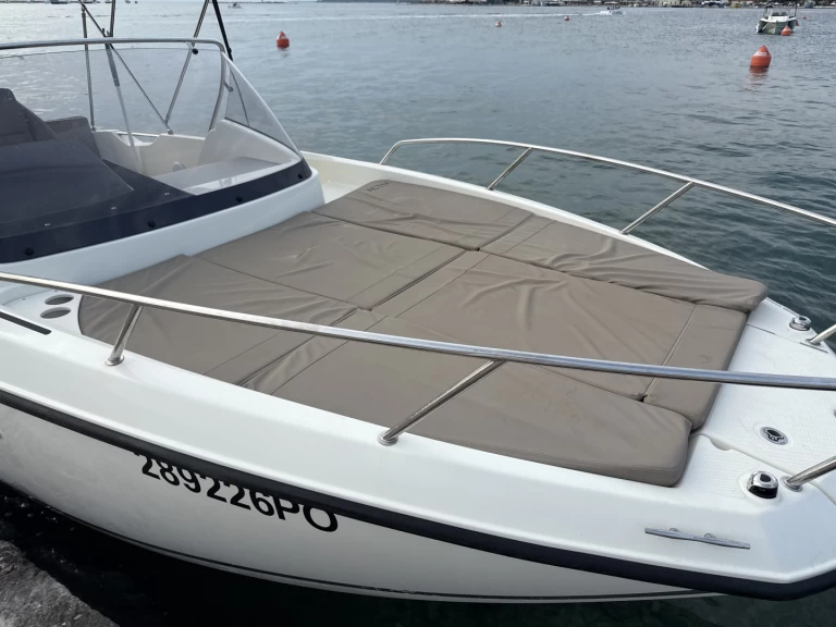 Quicksilver Activ 675 Sundeck te huur van particulier of professional in Porec Port
