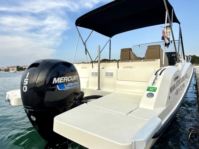 Jachthuur in Porec Port - Quicksilver Activ 675 Sundeck via SamBoat