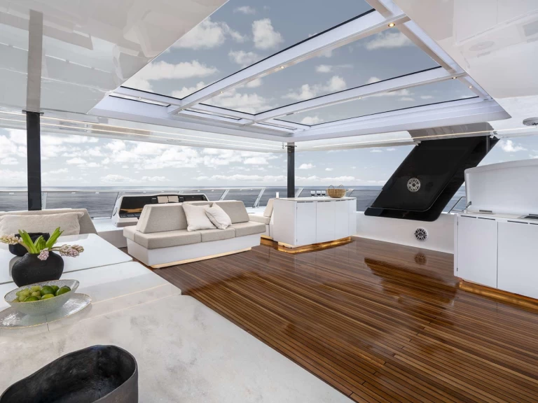 Huur een Sunreef MANTA in Napels