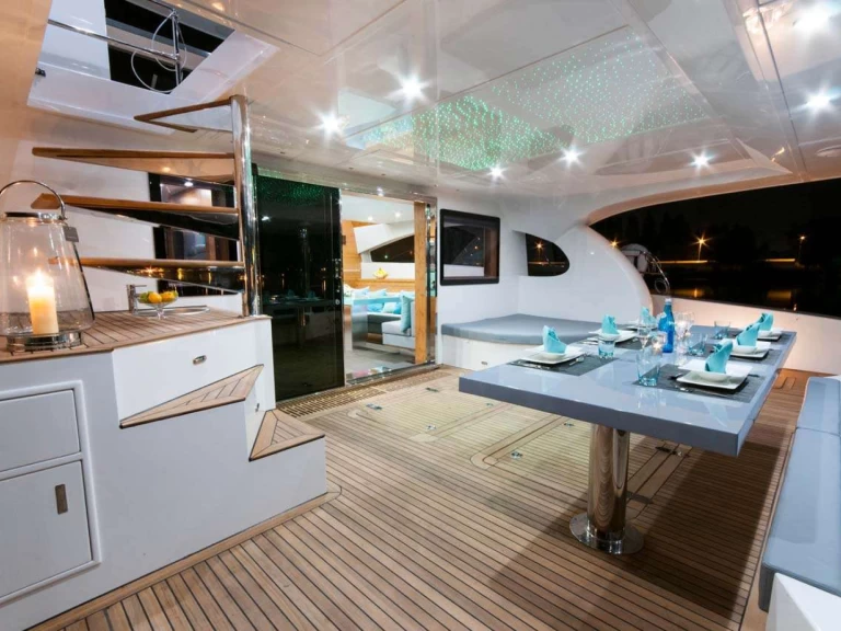 Huur een Sunreef SKYLARK in Turkije