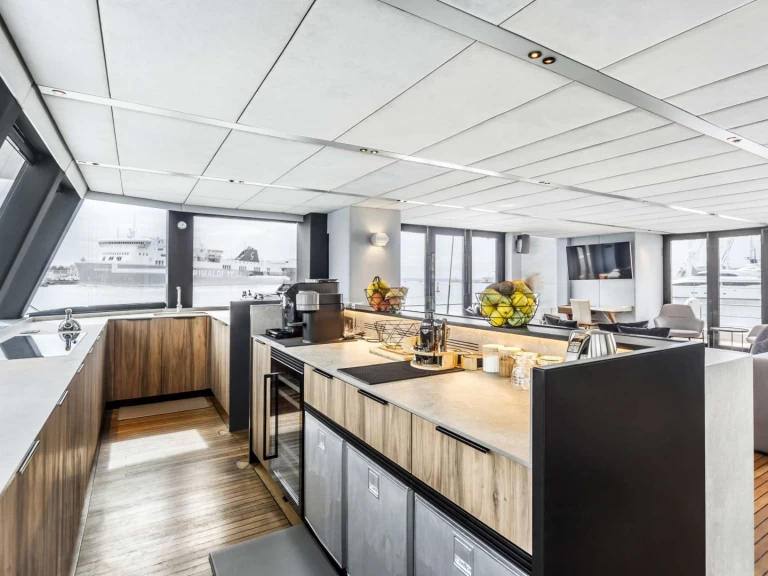 Sunreef MIDORI te huur van particulier of professional in Nassau