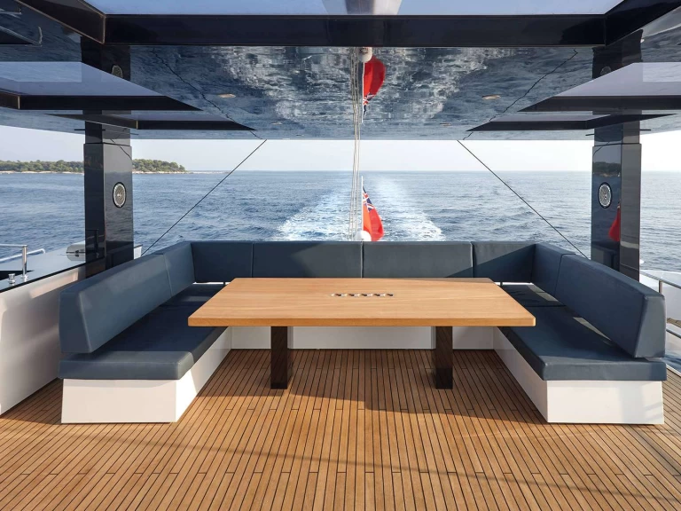 Huur een Sunreef MIDORI in Nassau