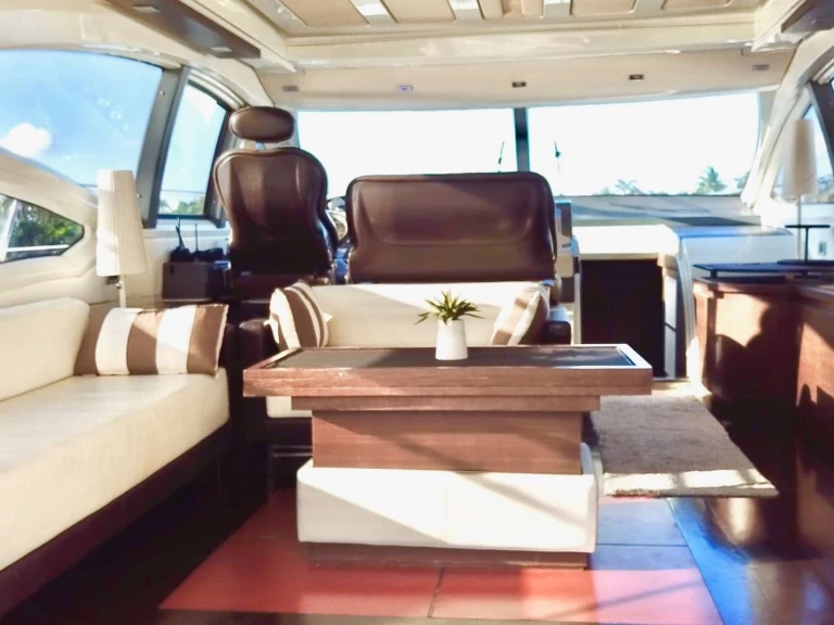 Bootverhuur Azimut Warren Kelly in Miami Beach via SamBoat