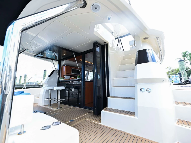 Jachthuur in Bahama's - Aquila Beach Boomer I via SamBoat