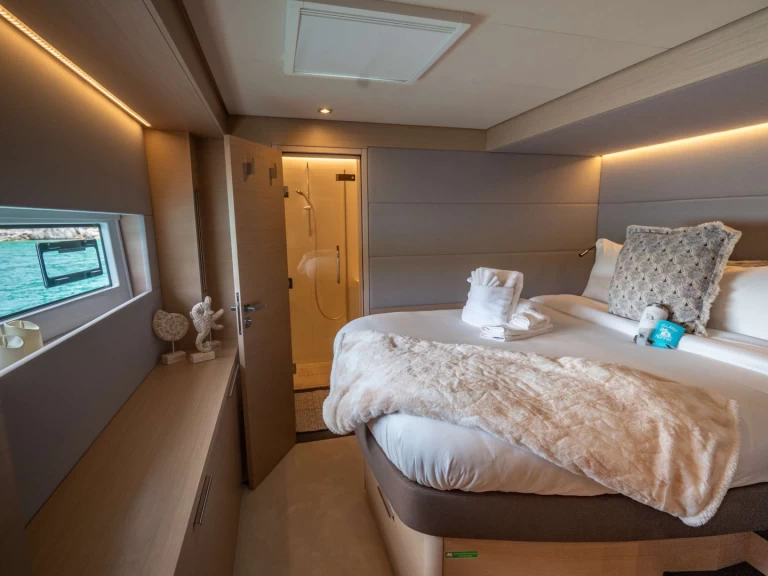 Verhuur Jacht Lagoon met vaarbewijs