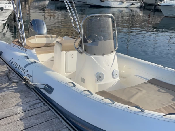 Huur RIB met of zonder schipper Capelli in Marseille