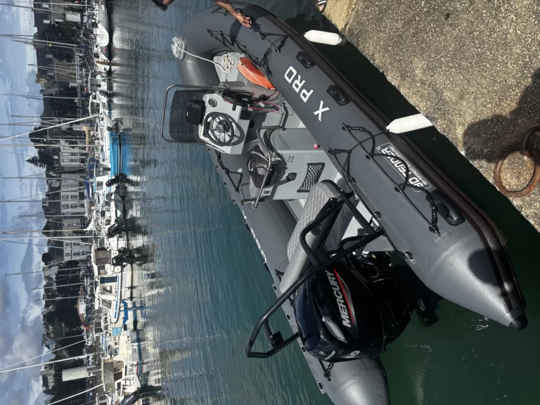 3D Tender 3D Tender 535 te huur van particulier of professional in Sanary-sur-Mer