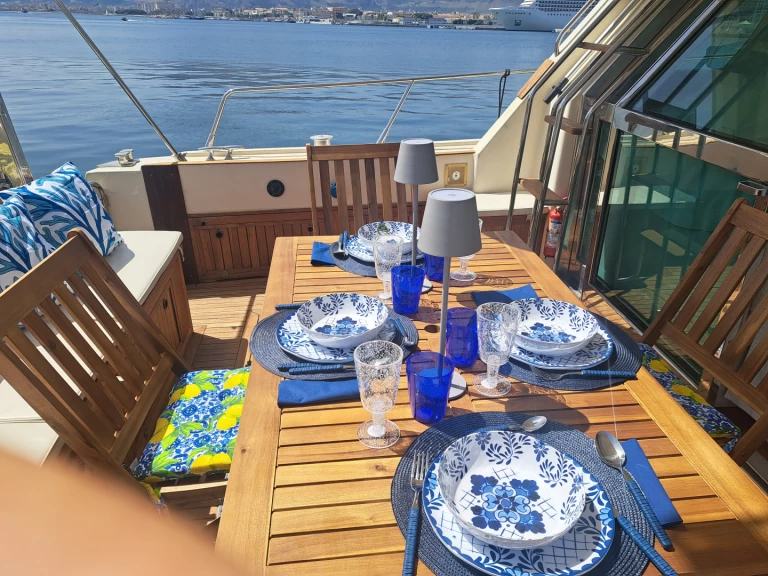 Motorboot te huur in Palermo voor de beste prijs