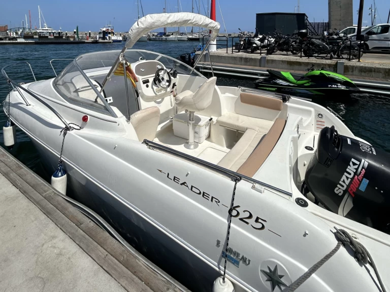 Motorboot te huur in Barcelona voor de beste prijs