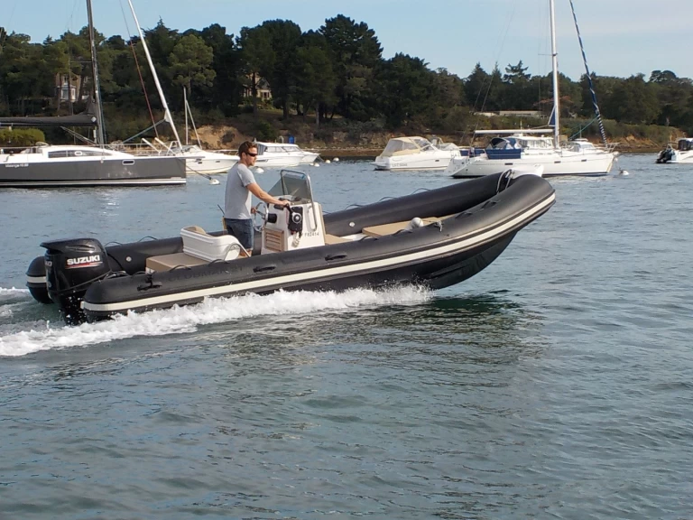 Verhuur RIB Joker Boat met vaarbewijs