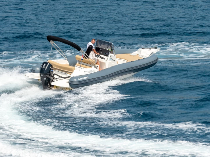Bootverhuur Marlin Boat MARLIN 790 DYNAMIC in Trogir via SamBoat