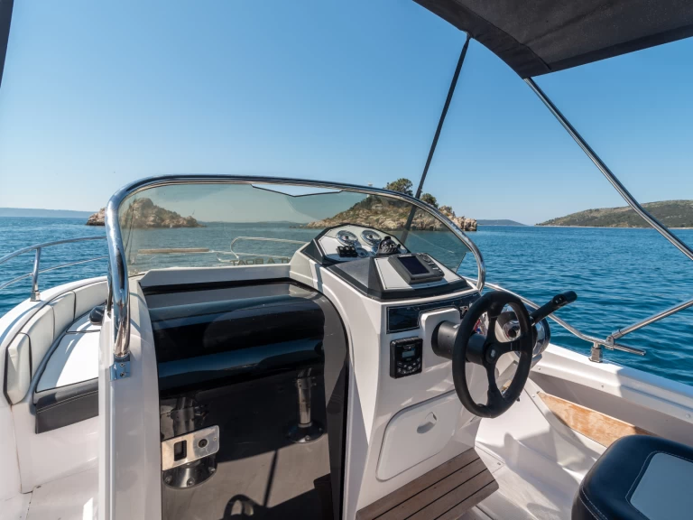 Verhuur Motorboot  met vaarbewijs