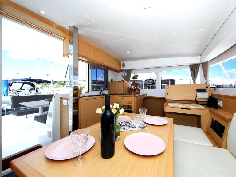 Jachthuur in Néa Péramos - Lagoon Lagoon 39 via SamBoat