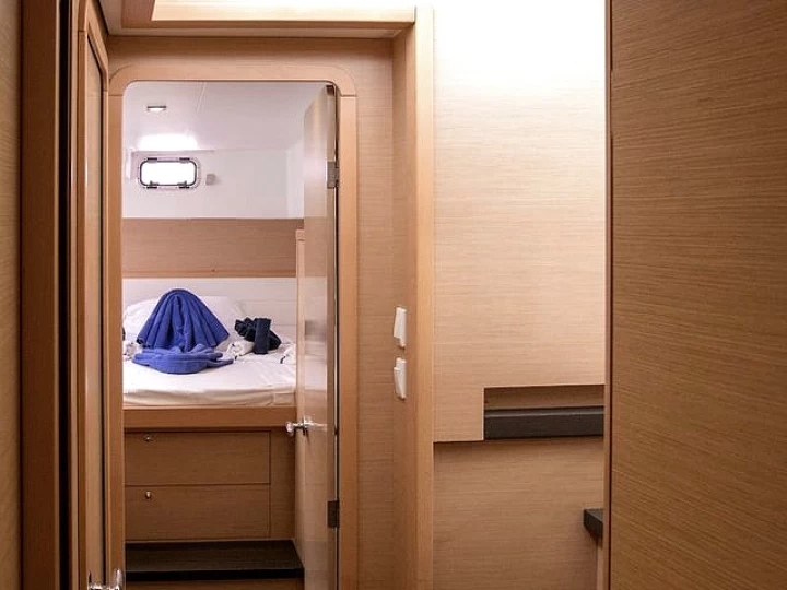 Huur een Lagoon Lagoon 39 in Néa Péramos