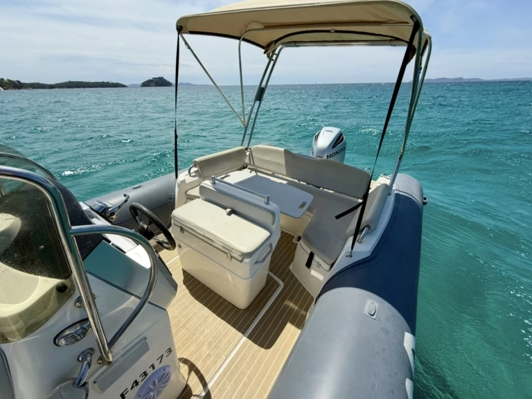 Bootverhuur Hyères goedkoop Sport 26 GT