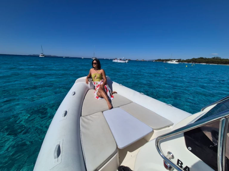 Verhuur RIB Nautica Led met vaarbewijs