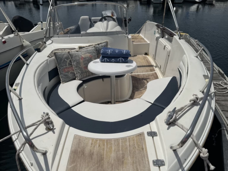 Quicksilver Quicksilver 600 Commander te huur van particulier of professional in Porto Deportivo Sanxenxo