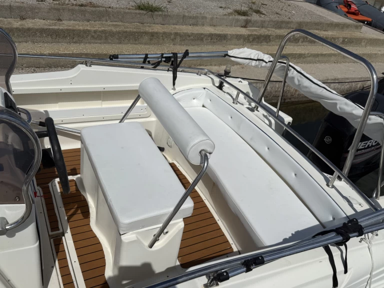 Huur een Ranieri Millennium 18.20 in Pérols