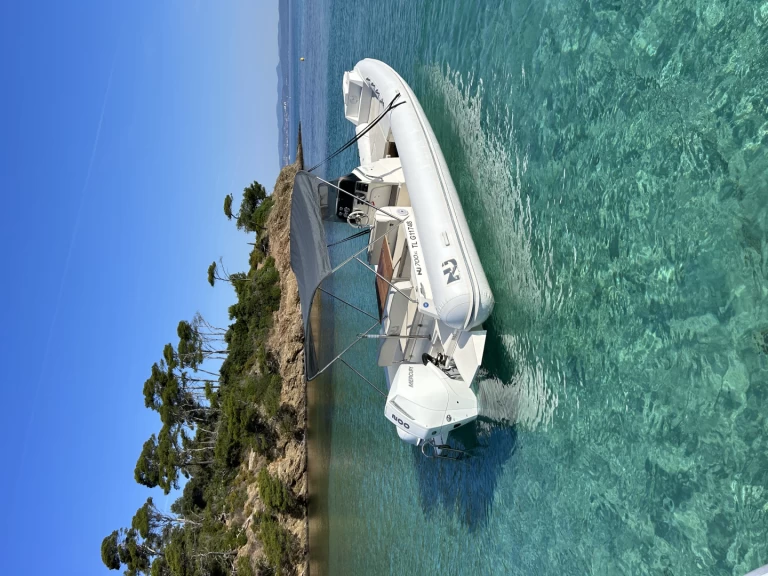 Huur een Nuova Jolly Nuova Jolly 700 in Gapeau