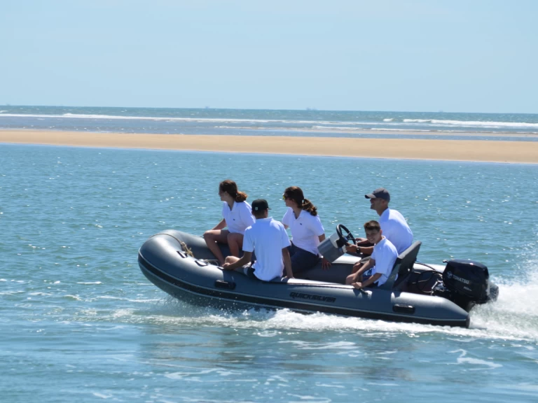 Bootverhuur Quicksilver Quicksilver 380 Alu Rib in El Rompido via SamBoat