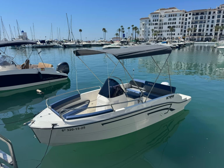 Huur een AM Yacht 500 Open in Benalmádena