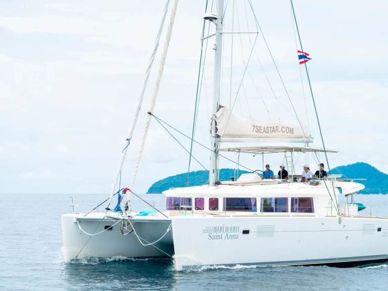 Catamaran te huur in Ao Chalong voor de beste prijs