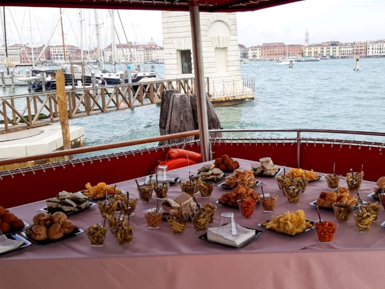 De Poli Classic Trawler te huur van particulier of professional in Venetië (stad)