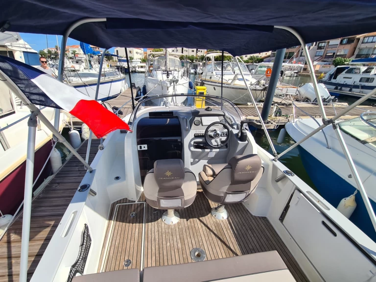 Verhuur Motorboot in Saint-Cyprien - Jeanneau Cap camarat 6.5 wa s2