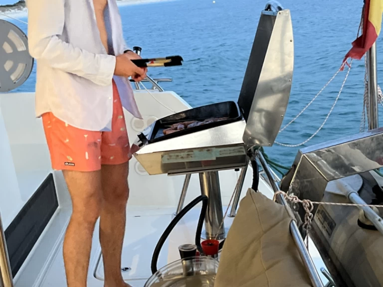 Catamaran te huur in Port-de-Bouc voor de beste prijs