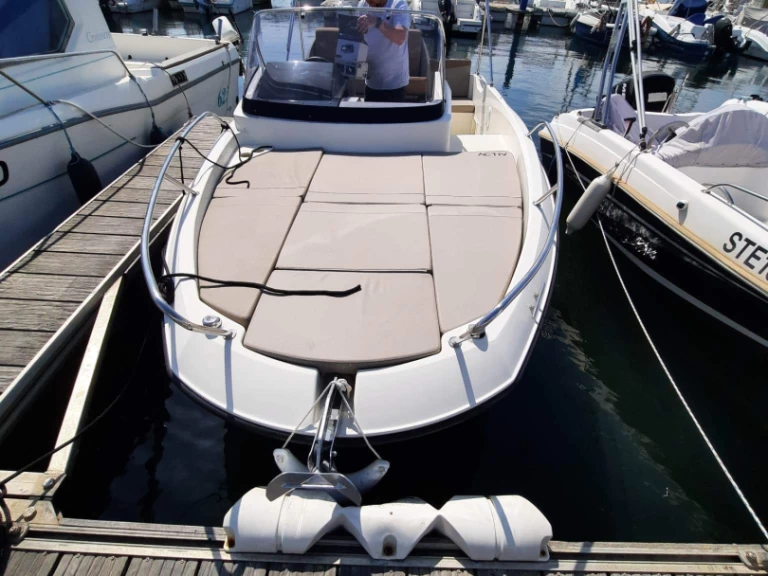 Bootverhuur Argelès-sur-Mer goedkoop Activ 605 Sundeck