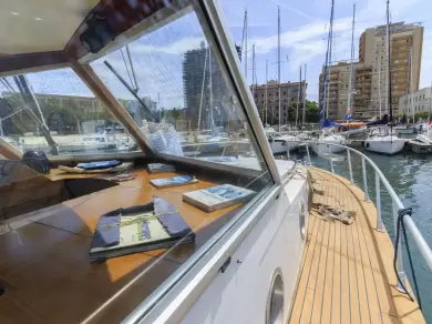 Bootverhuur Cagliari Port goedkoop STELVIO CS287/D